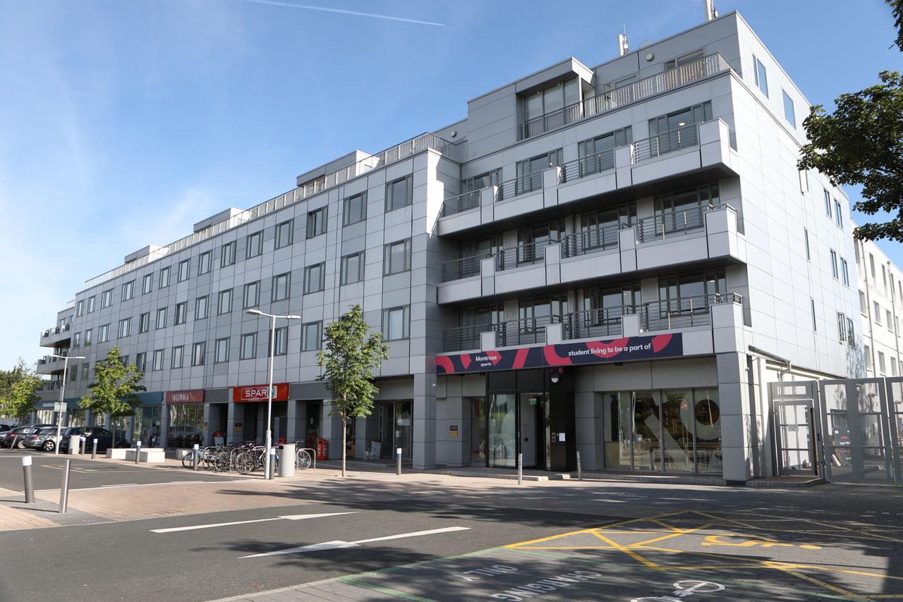 Aparto - Montrose Booterstown Bagian luar foto