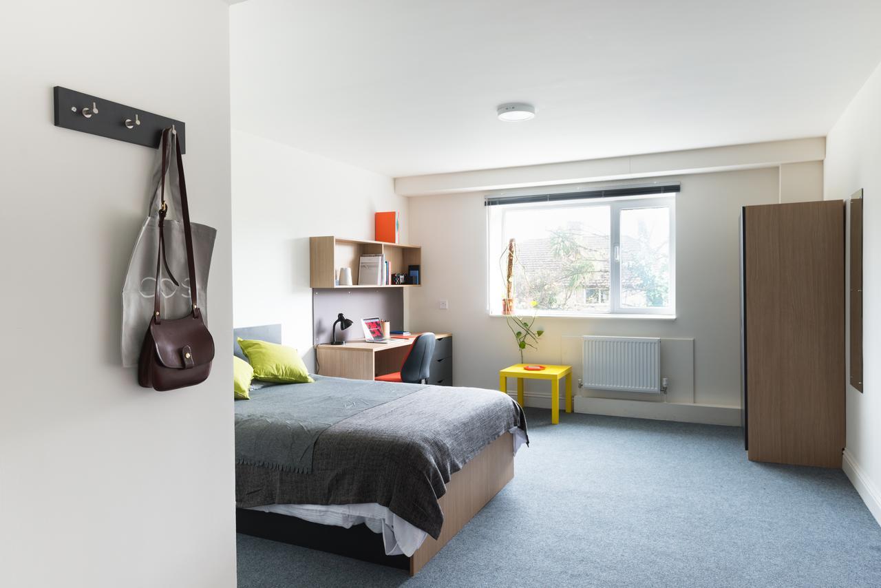 Aparto - Montrose Booterstown Bagian luar foto